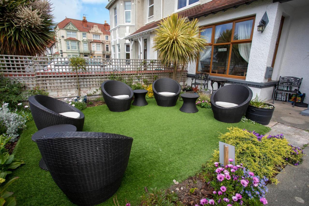 Ashdale Guest House Llandudno Exterior photo